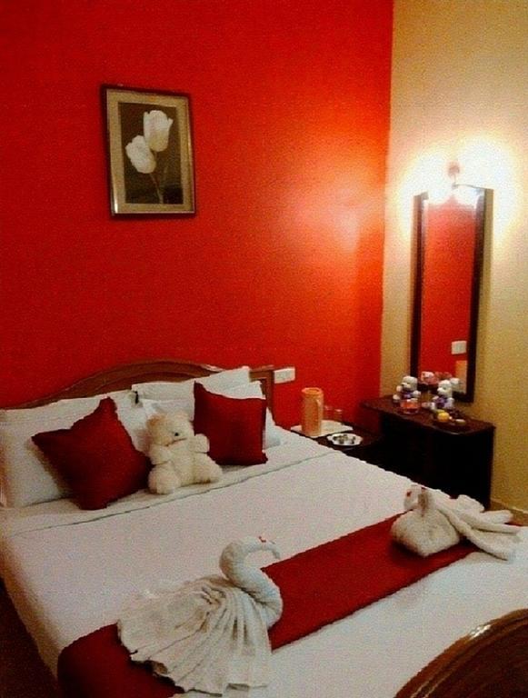 La Flora Amberley Resort, Ooty Room photo